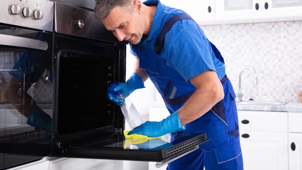 professional oven cleaning services uk
